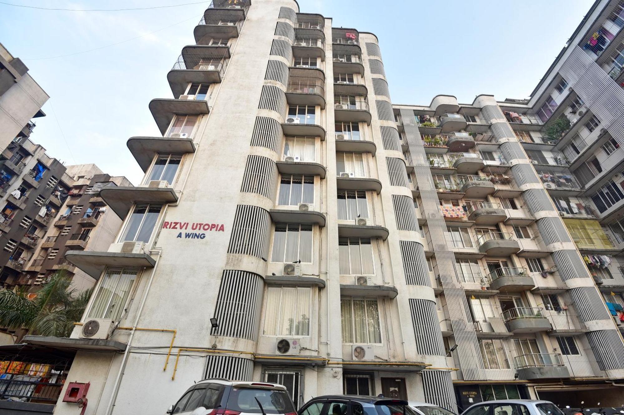 Hsquare Rizvi Utopia Appartement Mumbai  Buitenkant foto